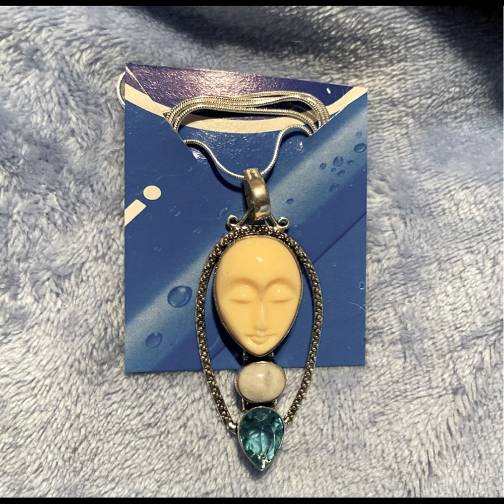 New Goddess Necklace